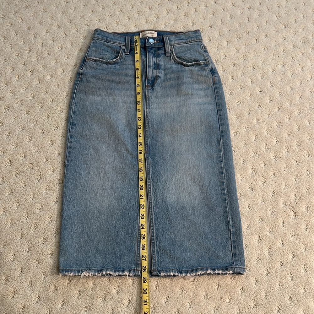 Universal thread midi high-rise denim skirt. - Picture 3 of 9